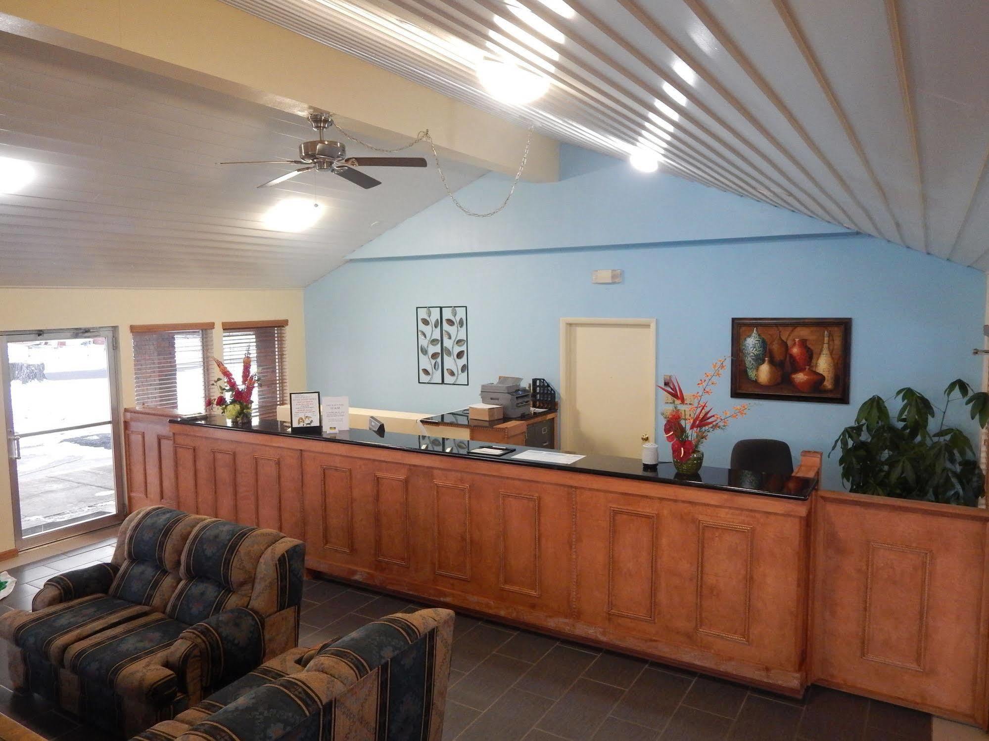 Regency Inn Iola Buitenkant foto